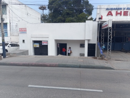 CASA EN LOS 4 VIENTOS 1 PISO 